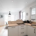 Ostseecamp Lübecker Bucht Haus Smutje Ferienhaus *